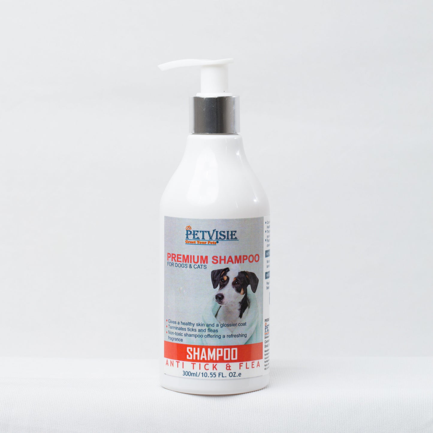 Petvisie - Natural Anti Tick and Flea shampoofor Dogs & Cats - 250gm